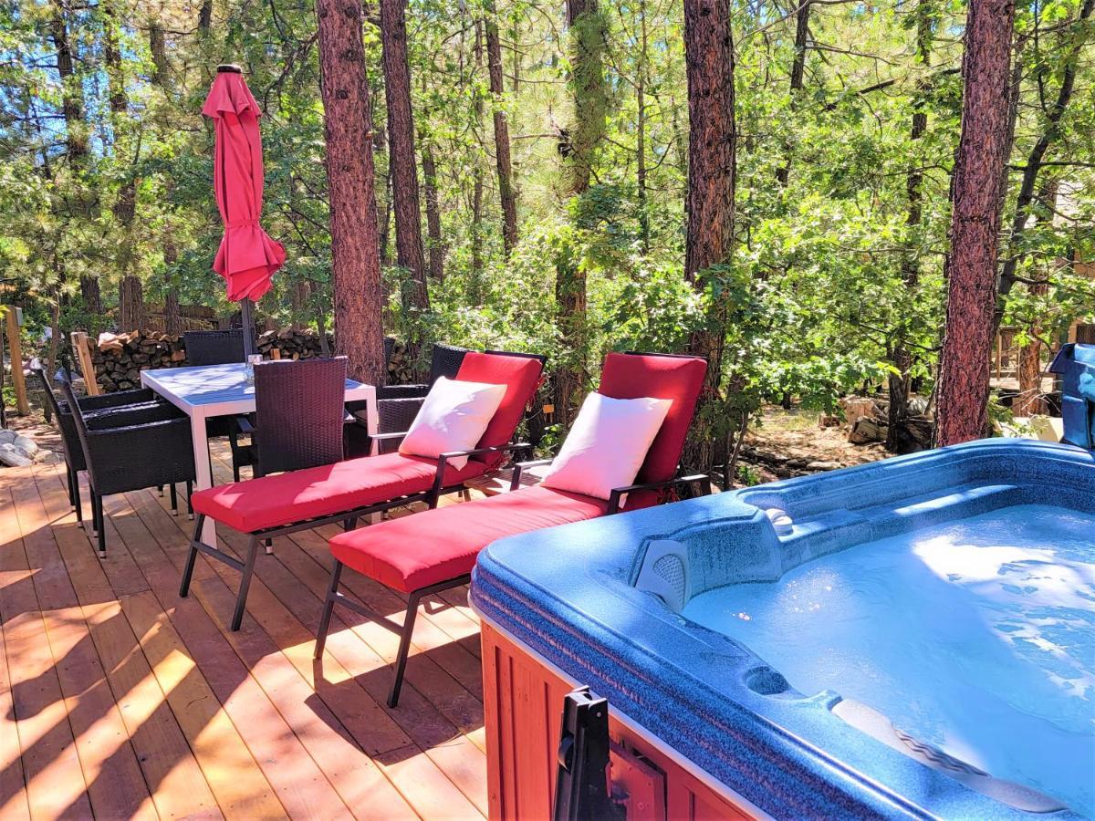 Four Seasons Getaway-Private Hot Spa With Pine Tree Views-Walk To Village And Pineknot Trailhead-Plus King Bed! Біг-Бер-Лейк Екстер'єр фото