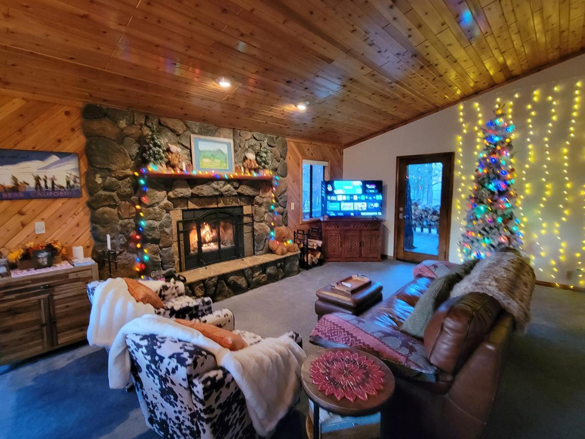Four Seasons Getaway-Private Hot Spa With Pine Tree Views-Walk To Village And Pineknot Trailhead-Plus King Bed! Біг-Бер-Лейк Екстер'єр фото