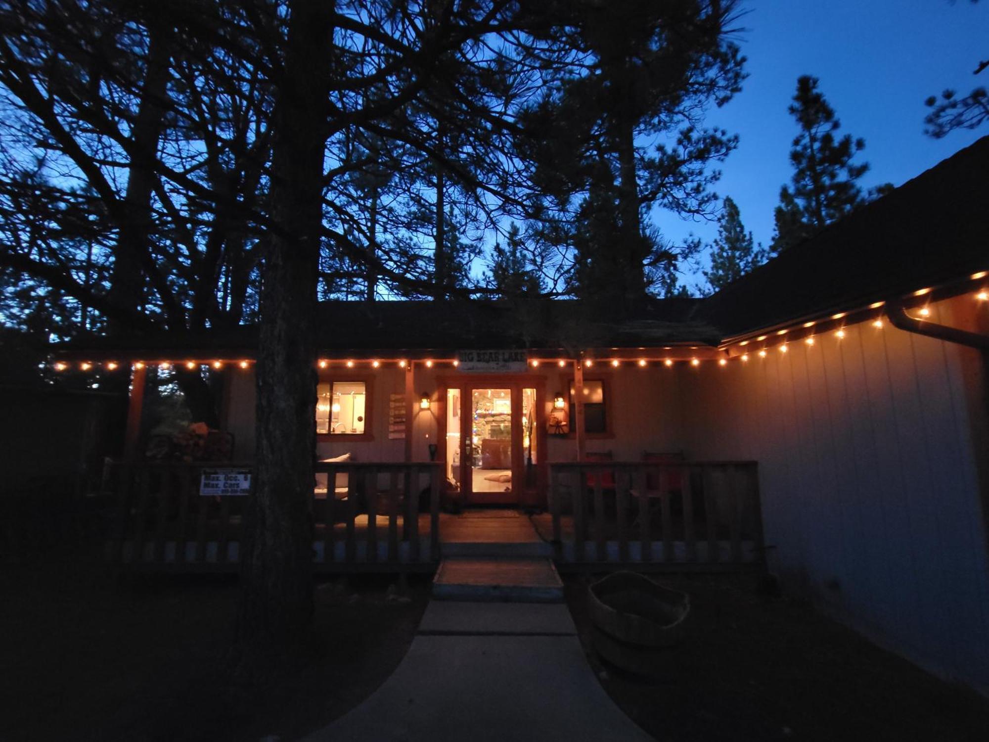 Four Seasons Getaway-Private Hot Spa With Pine Tree Views-Walk To Village And Pineknot Trailhead-Plus King Bed! Біг-Бер-Лейк Екстер'єр фото