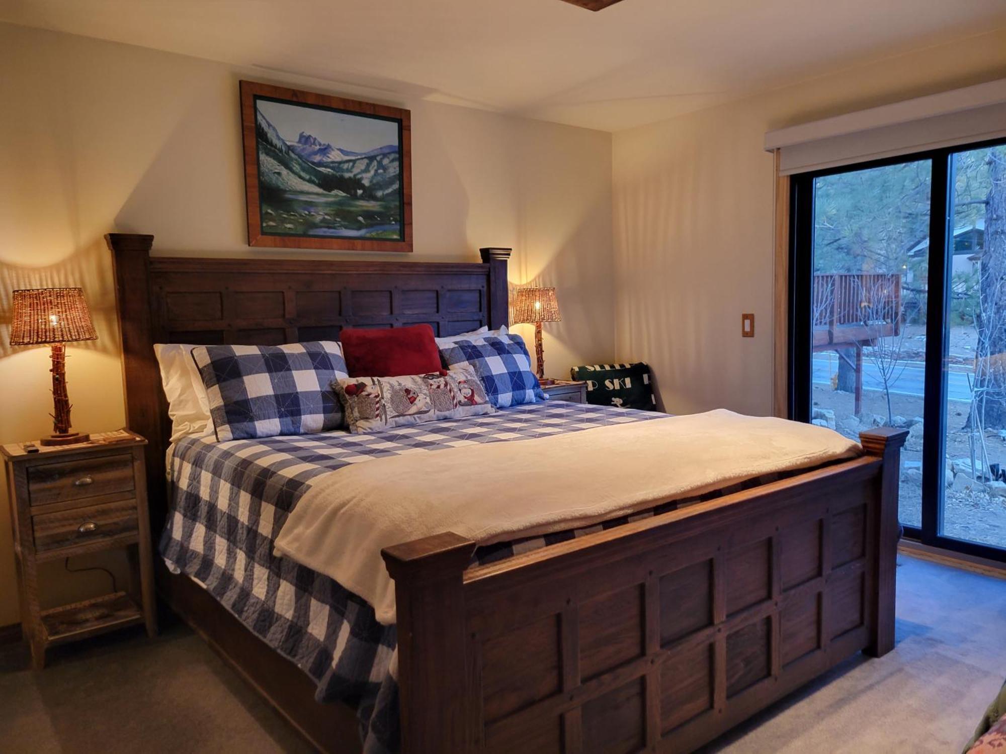 Four Seasons Getaway-Private Hot Spa With Pine Tree Views-Walk To Village And Pineknot Trailhead-Plus King Bed! Біг-Бер-Лейк Екстер'єр фото